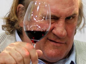 A star is torn: Gérard Depardieu’s tax exile ‘outrage’ - image