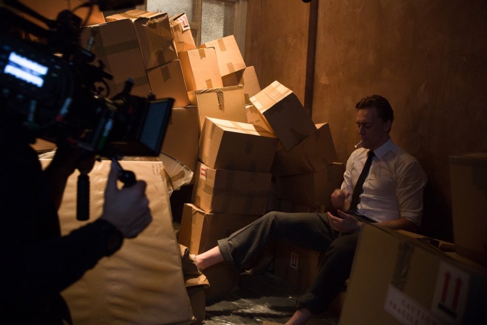 Tom Hiddleston on set, in his role as Dr Laing