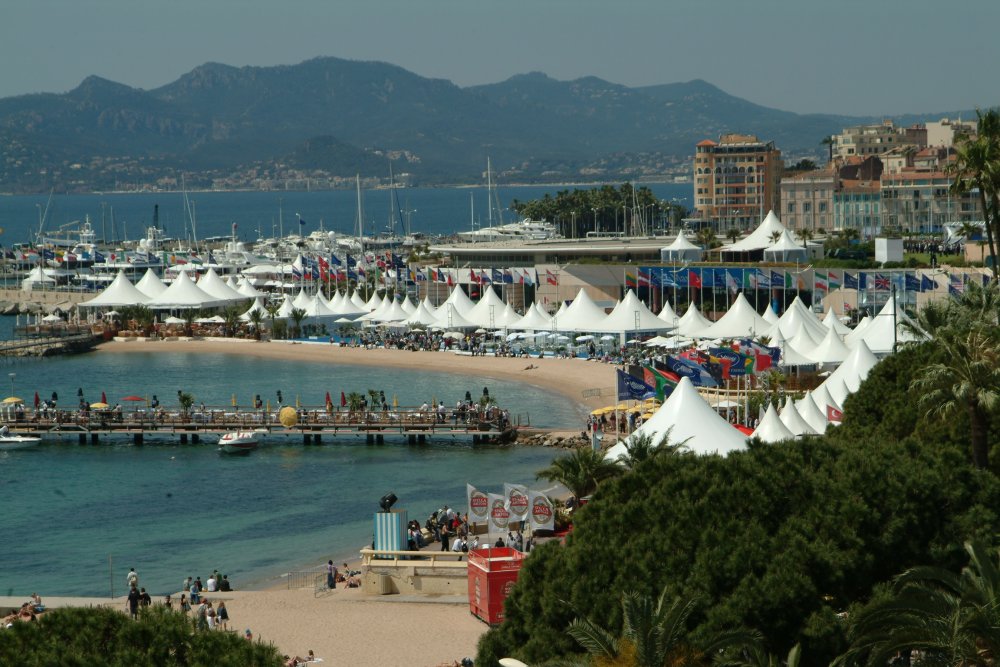International Village, Cannes