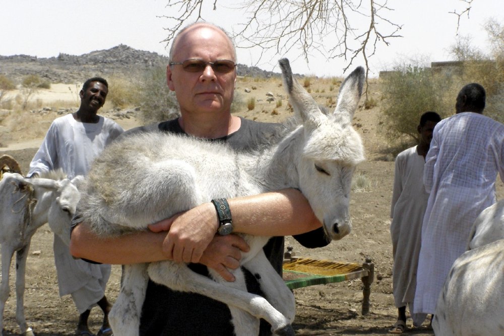 Drygas on location in Sudan for Hear Us All (2009)