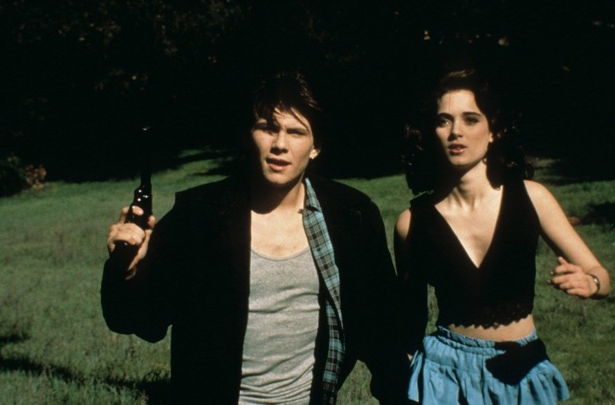 Christian Slater as Jason Dean and Winona Ryder as Veronica Sawyer in Heathers