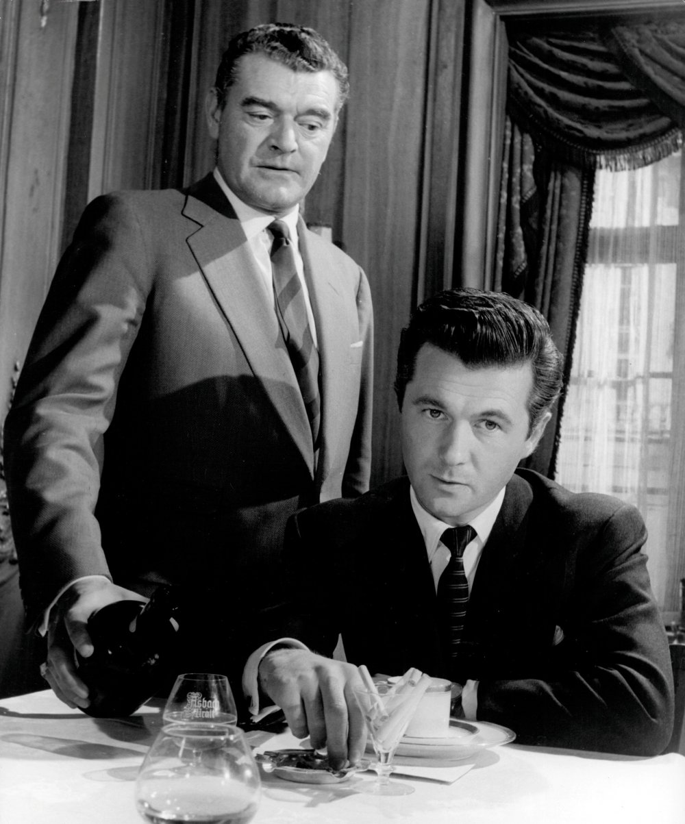 Bryan Forbes (right) with Jack Hawkins in The League of Gentlemen (1960)