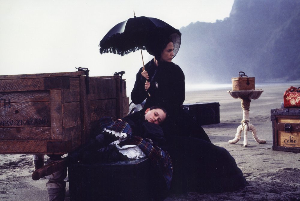 Anna Paquin as Flora and Holly Hunter as Ada in The Piano
