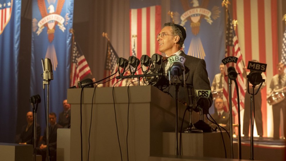 John Turturro as Rabbi Lionel Bengelsdorf