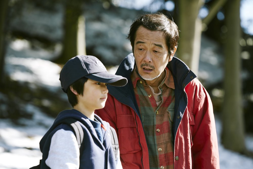 Jyo Kairi as Shibata Shota and Lily Franky as Shibata Osamu