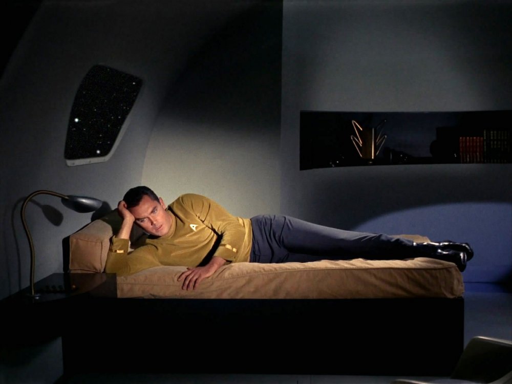 Captain Pike is bored: The Cage (1966)