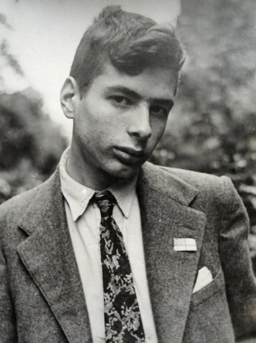 A teenage Walter Lassally
